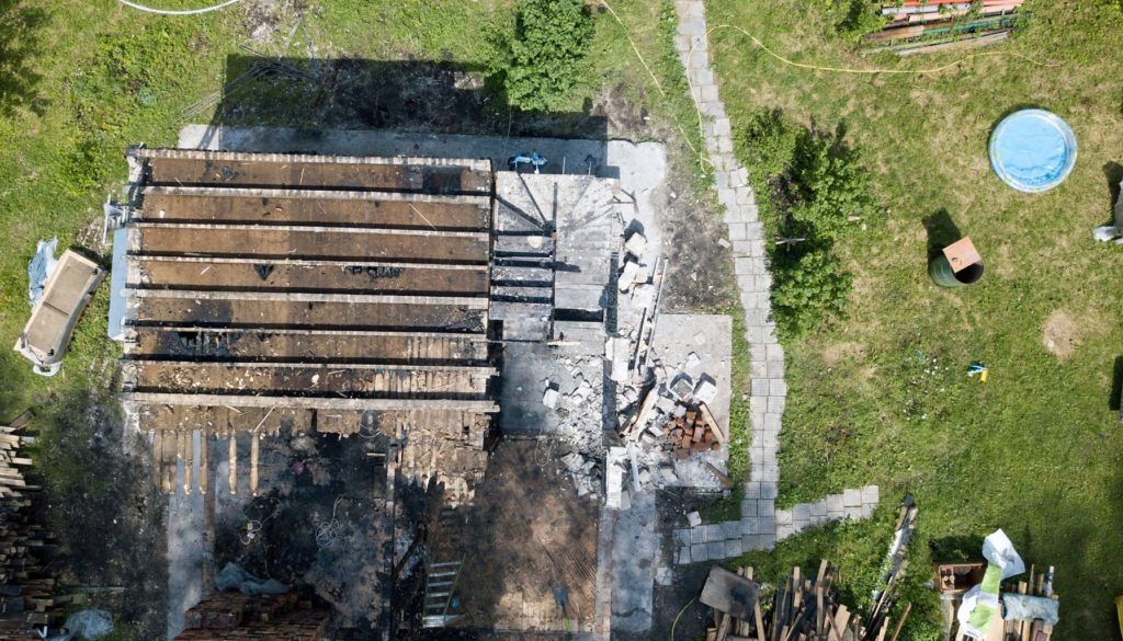 Limpeza Pós Incêndio 1 Limpeza Pós Incêndio 2